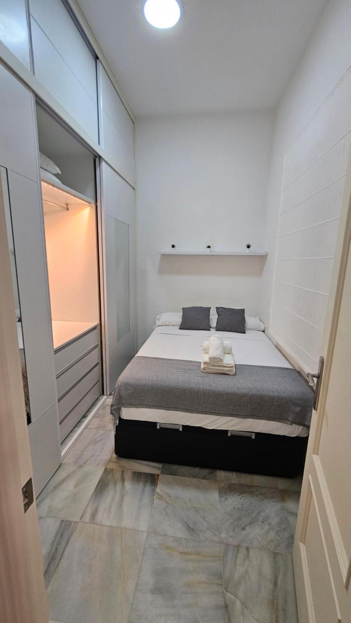 Wish Suite Feria De Sevilla Exterior photo